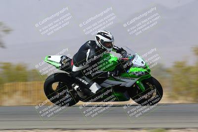 media/Mar-28-2022-Superbike Trackdays (Mon) [[b8603d0f67]]/Open Track Time/Turn 3 Inside/